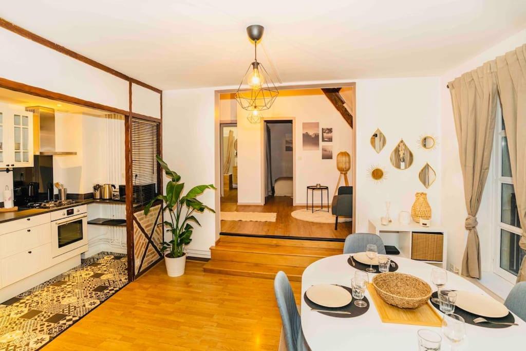 Nid Douillet La Cour Du Dauphin, Vue Cathedrale Imprenable Apartment Лаон Екстериор снимка