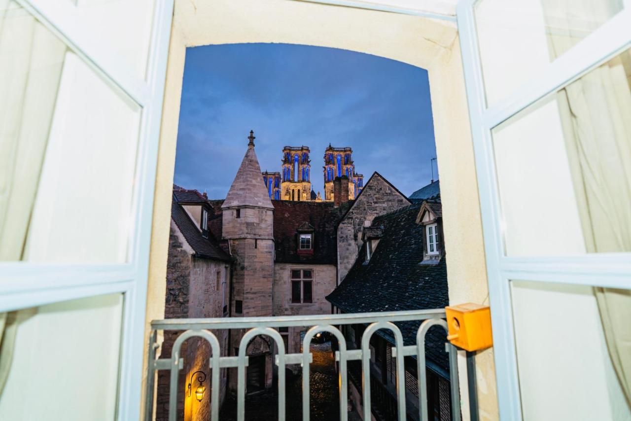 Nid Douillet La Cour Du Dauphin, Vue Cathedrale Imprenable Apartment Лаон Екстериор снимка
